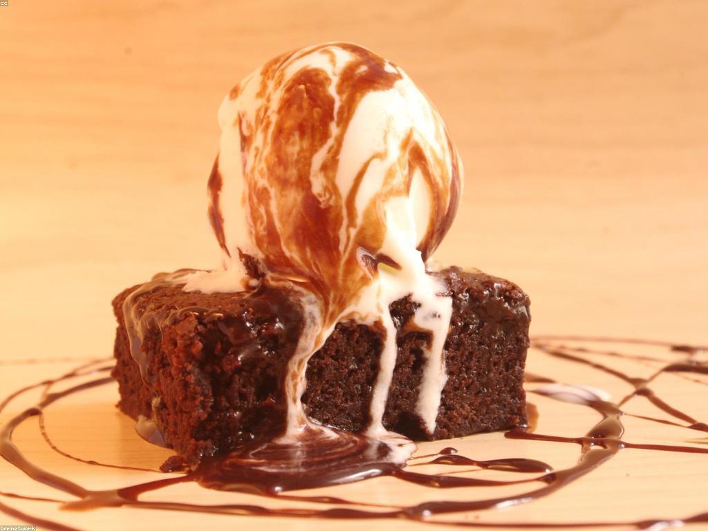 ការយល់ដឹងអំពីព័ត៌មានបាការ៉ាត់នៅក្នុងសង្គមបច្ចុប្បន្ន