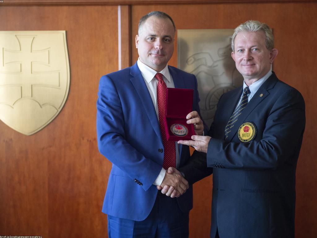 ប្រវត្តិ និងអនាគតនៃការប្រកួតបាការ៉ាត់