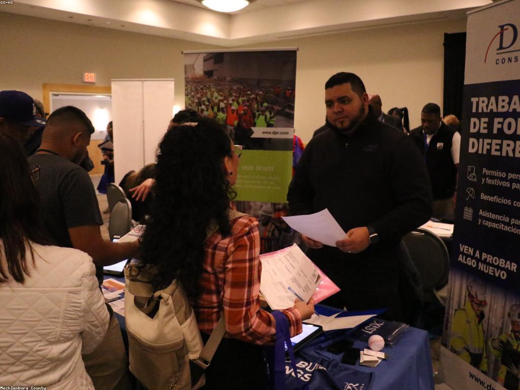 អត្ថប្រយោជន៍នៃមុខវិជ្ជាធ្វើការបាការ៉ាត់